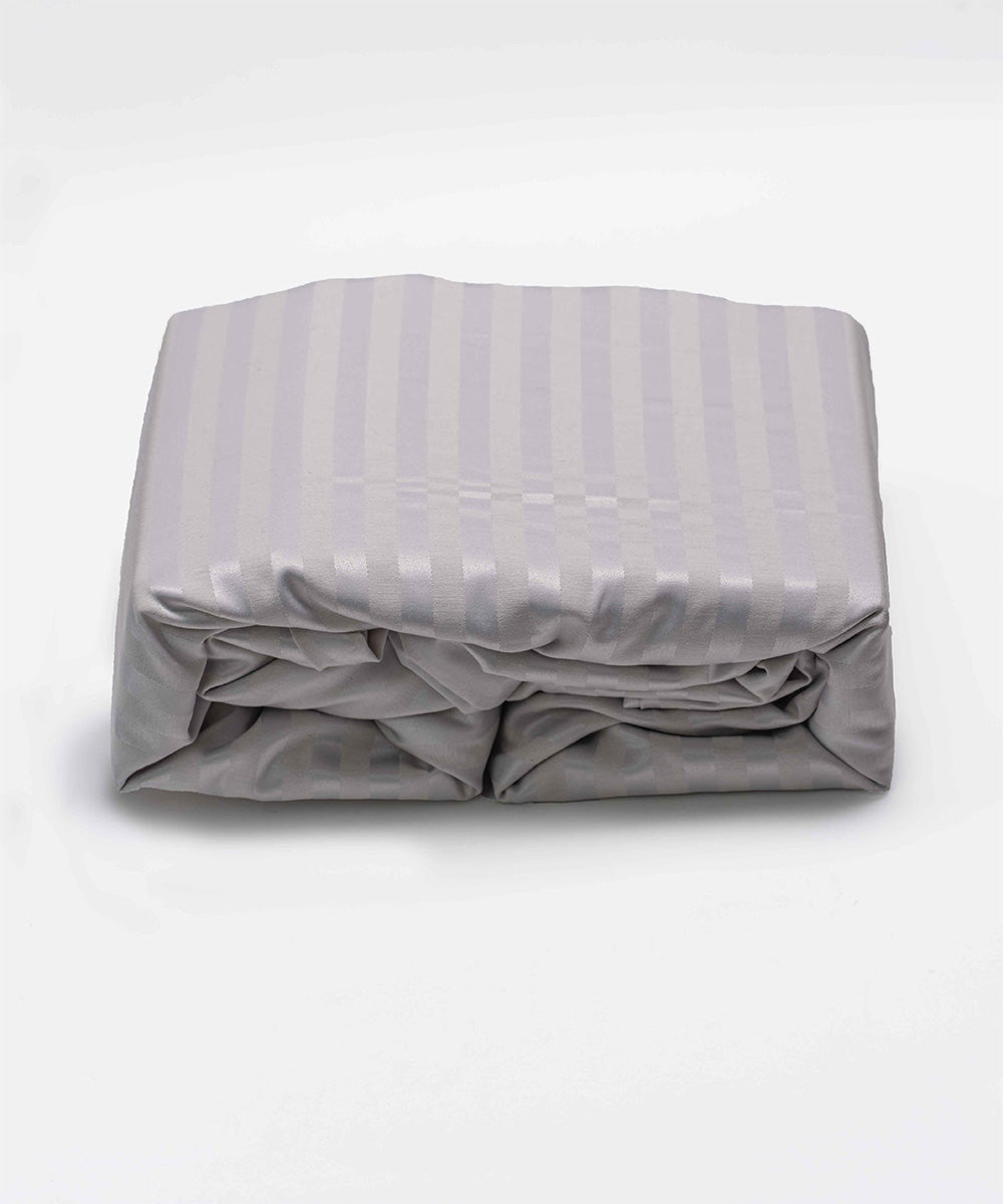 Striped Cotton Fitted  Bedsheet  (1 Bedsheet + Pillowcases)