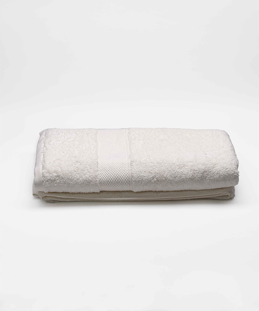 Cotton Towel with Feather-Like Softness