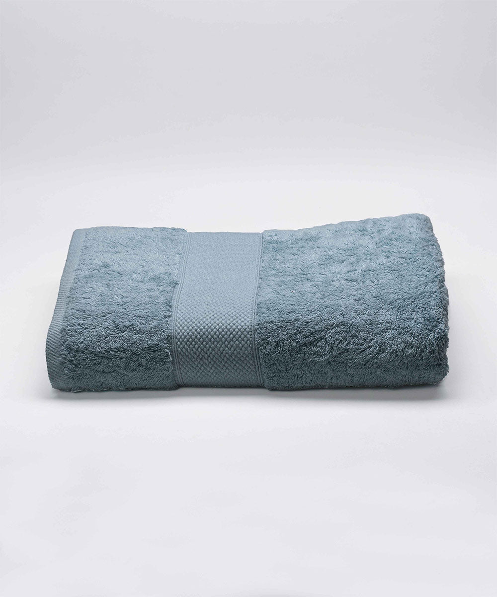 Cotton Towel with Feather-Like Softness